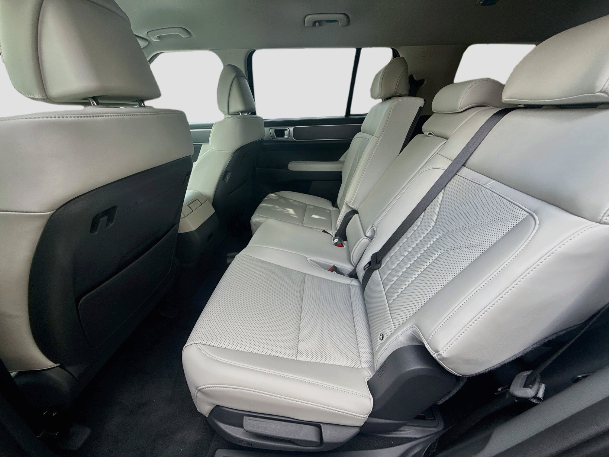 New 2026 Hyundai Santa Fe SEL FWD image 17