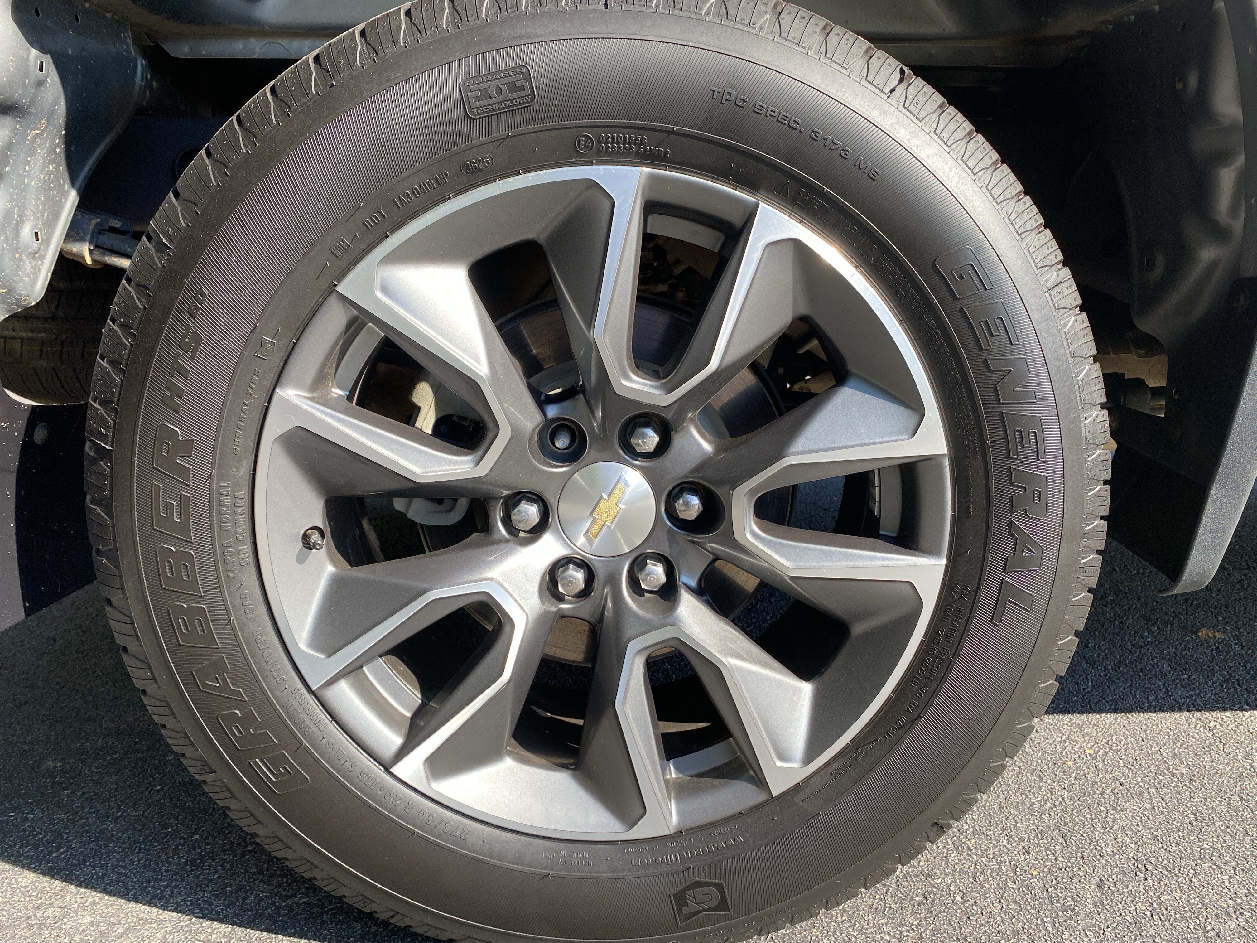 Used 2023 Chevrolet Silverado 1500 LT AWD/4WD image 39