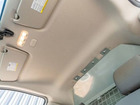 Used 2021 Nissan NV200 SV w/ Sliding Door Glass Package image 21