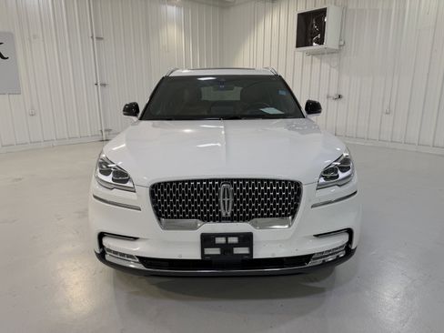 Used 2021 Lincoln Aviator Reserve w/ Equipment Group 202A AWD/4WD image 8