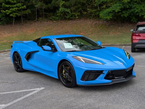 Used 2022 Chevrolet Corvette Stingray Preferred Conv w/ Z51 Performance Package RWD image 11