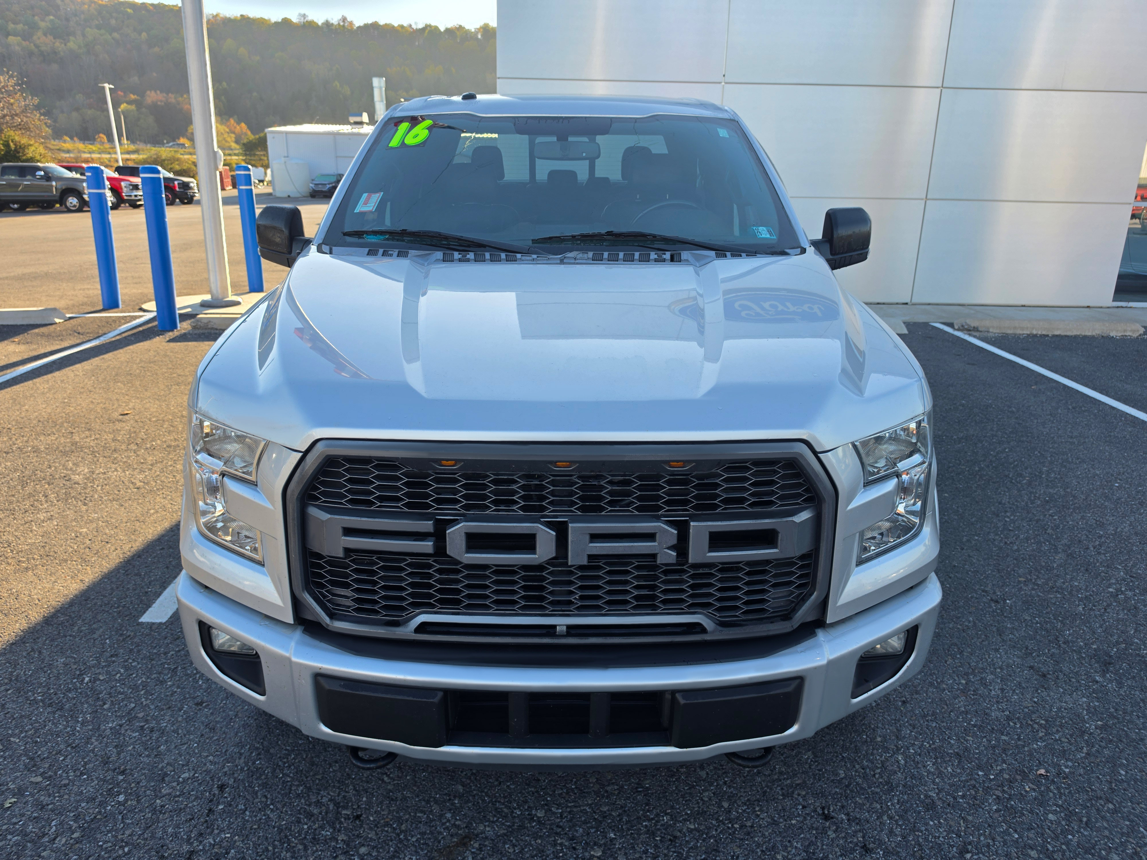 Used 2016 Ford F150 XLT w/ Equipment Group 302A Luxury AWD/4WD image 8