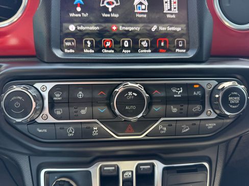 Used 2019 Jeep Wrangler Unlimited Rubicon image 11