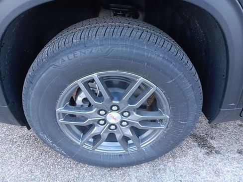 New 2026 GMC Acadia Elevation w/ LPO, All-Weather Package AWD/4WD image 5