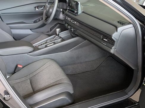 Used 2025 Honda Accord SE image 20