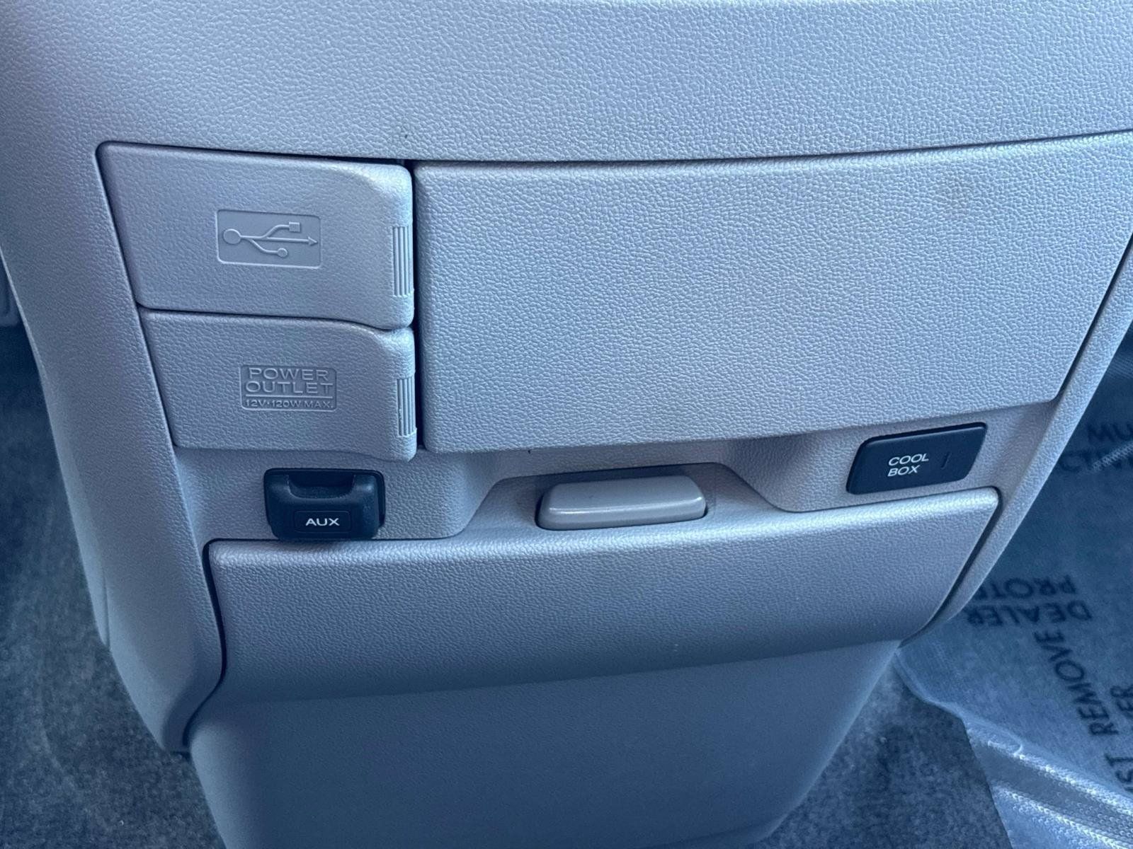 Used 2015 Honda Odyssey EX-L image 27