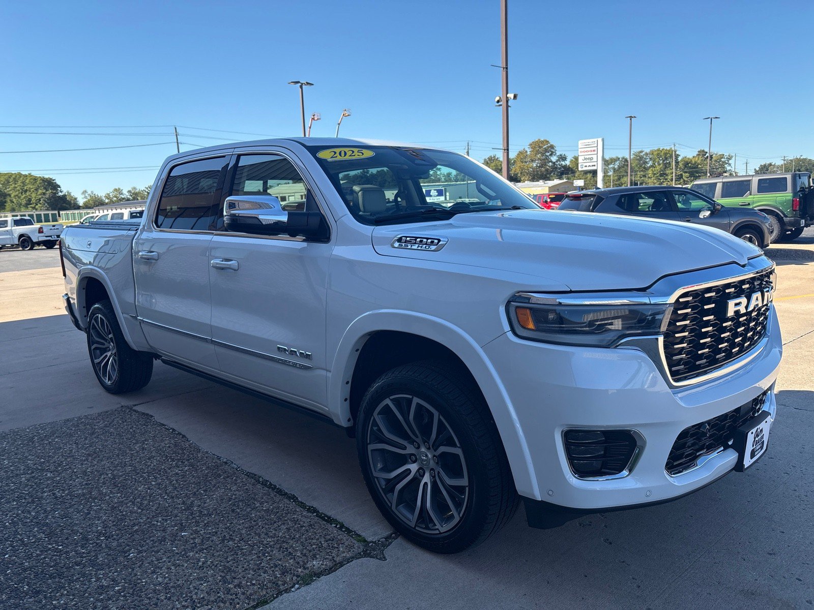 Used 2025 RAM 1500 Tungsten w/ Trailer Tow Group AWD/4WD image 9