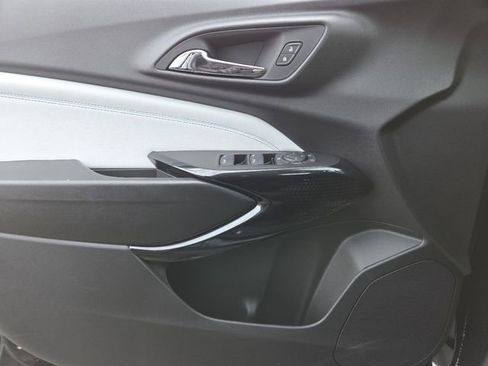 New 2026 Chevrolet Trax LT w/ Driver Confidence Package image 31