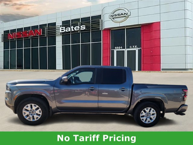 Used 2022 Nissan Frontier SV RWD image 3