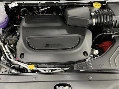 New 2026 Chrysler Pacifica Select image 39