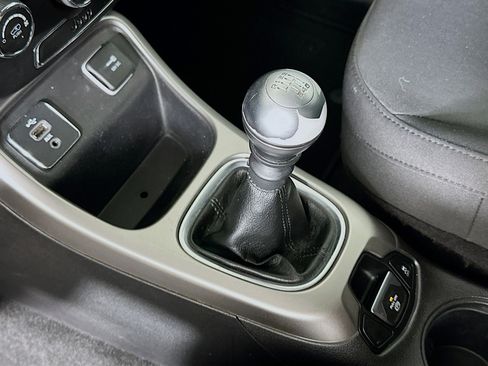 Used 2017 Jeep Compass Sport image 23