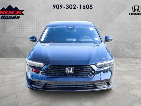 Certified 2025 Honda Accord SE image 2