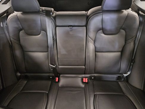 Used 2022 Volvo XC60 B5 Inscription w/ Advanced Package image 42