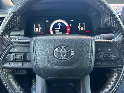Used 2024 Toyota Tacoma SR RWD image 17