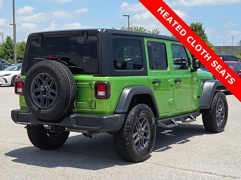 Used 2025 Jeep Wrangler Unlimited Sport AWD/4WD image 5