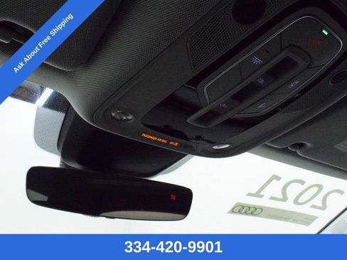 Used 2021 Audi e-tron Premium Plus w/ Premium Plus Package image 33