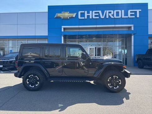 Used 2024 Jeep Wrangler Unlimited Rubicon 4xe AWD/4WD image 5