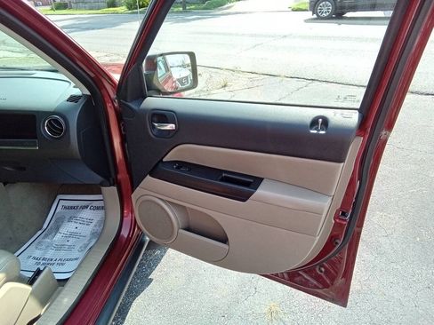Used 2015 Jeep Patriot High Altitude FWD image 5