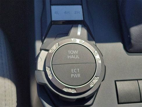 Used 2024 Toyota Tacoma SR5 image 11