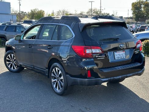 Used 2016 Subaru Outback 2.5i Limited image 9