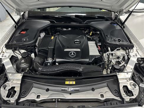 Used 2019 Mercedes-Benz E 300 4MATIC image 20
