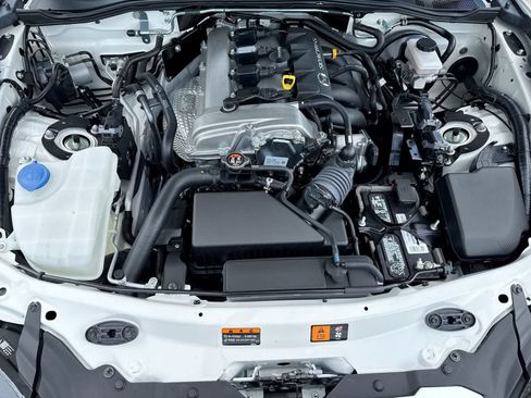 Used 2022 MAZDA MX-5 Miata RF Grand Touring RWD image 22