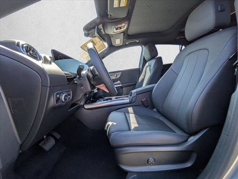 Used 2026 Mercedes-Benz GLA 250 4MATIC image 4