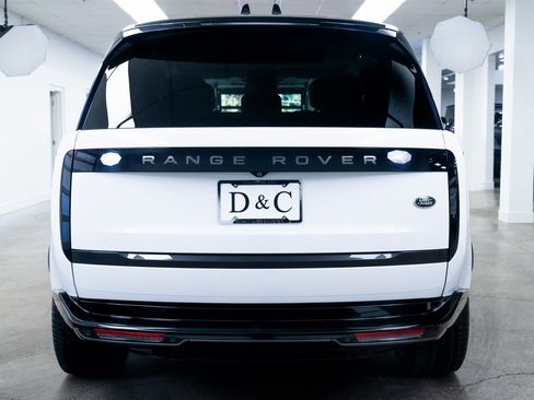 Used 2022 Land Rover Range Rover SE image 5