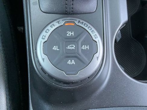 Used 2023 Ford Bronco Outer Banks AWD/4WD image 23