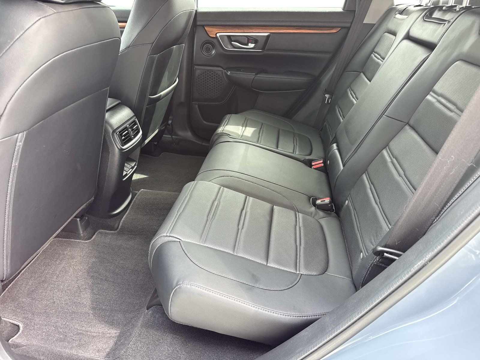 Used 2022 Honda CR-V Touring image 15