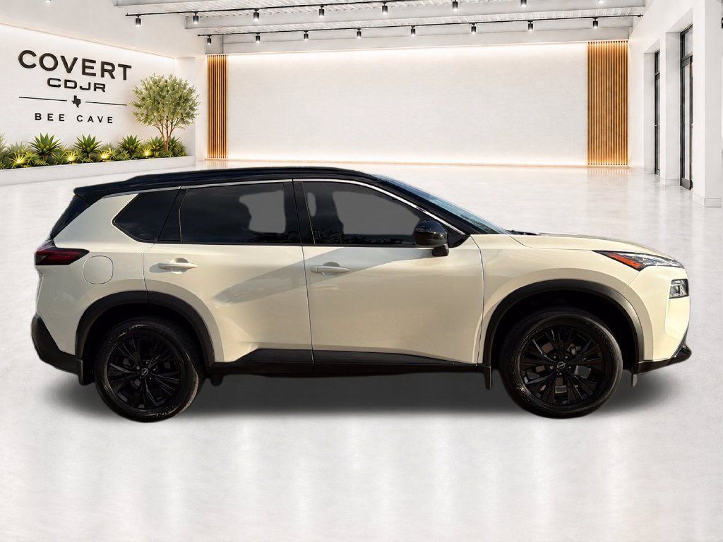 Used 2023 Nissan Rogue SV w/ SV Premium B Package AWD/4WD image 11