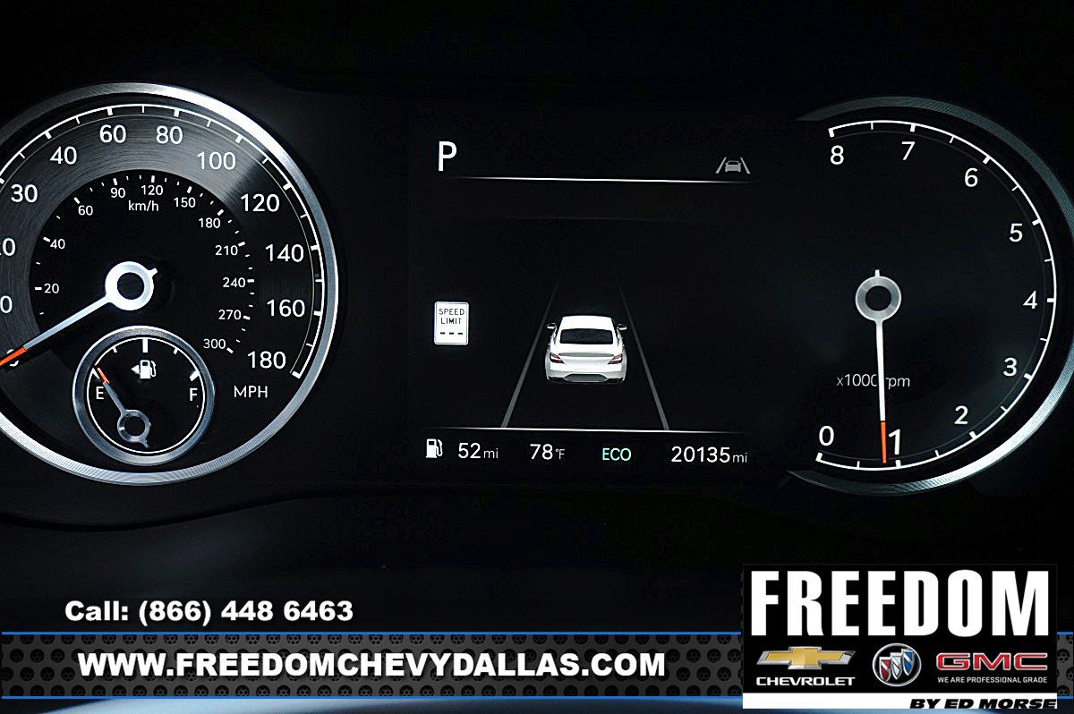 Used 2025 Genesis G70 2.5T RWD image 26