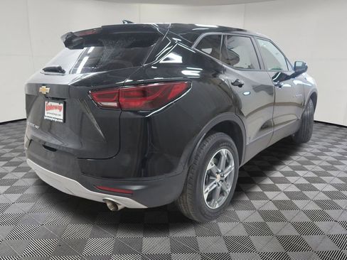 Used 2025 Chevrolet Blazer LT AWD/4WD image 8