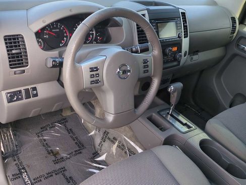 Used 2016 Nissan Frontier SV w/ SV Value Truck Package image 12