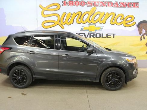 Used 2018 Ford Escape SE w/ SE SYNC Package FWD image 1
