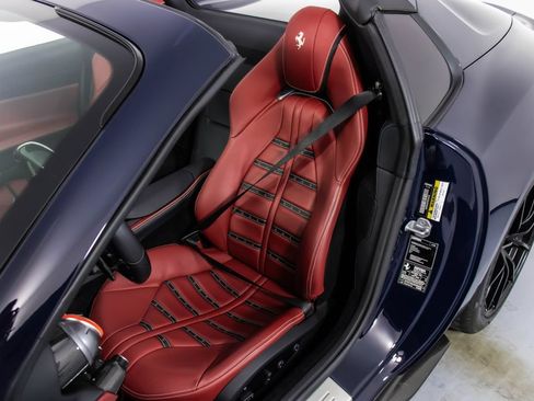 Certified 2023 Ferrari 812 GTS RWD image 6