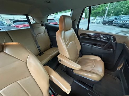 Used 2017 Buick Enclave Leather AWD/4WD image 13