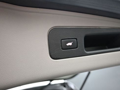 Used 2015 Honda Odyssey EX-L image 13