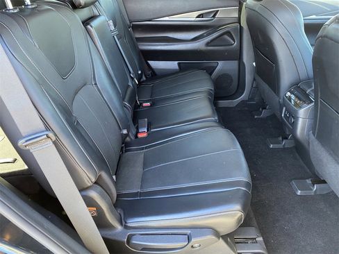 Certified 2022 INFINITI QX60 Luxe w/ Cargo Package image 11