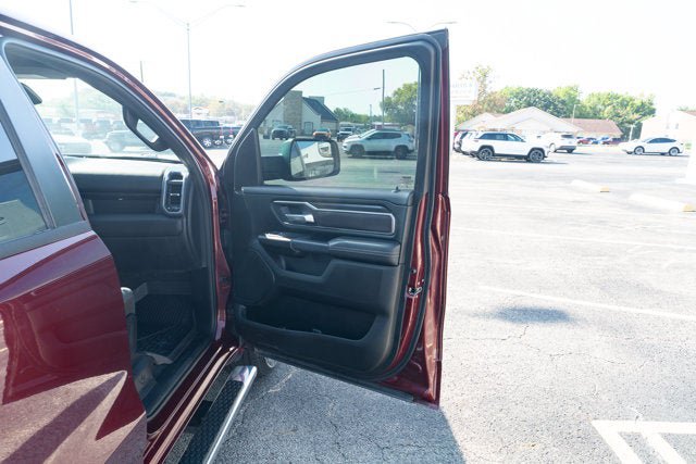 Used 2025 RAM 1500 Big Horn AWD/4WD image 16