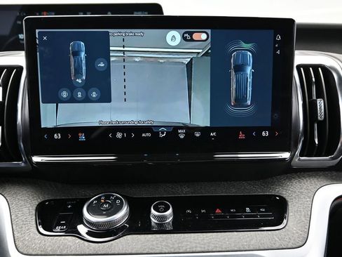 Certified 2025 Ford Expedition Tremor AWD/4WD image 45