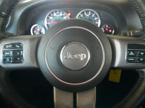 Used 2017 Jeep Wrangler Unlimited Sport AWD/4WD image 14
