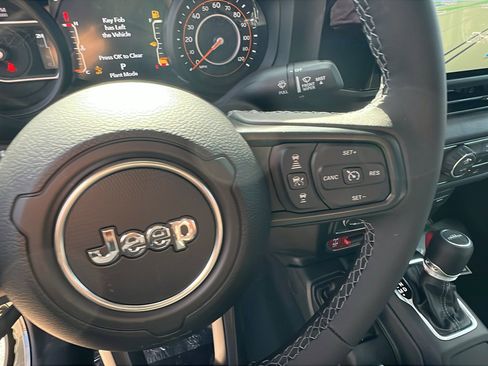 New 2026 Jeep Gladiator Sport image 23