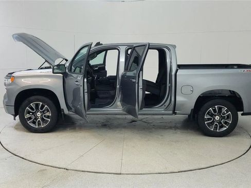 Used 2024 Chevrolet Silverado 1500 RST image 12