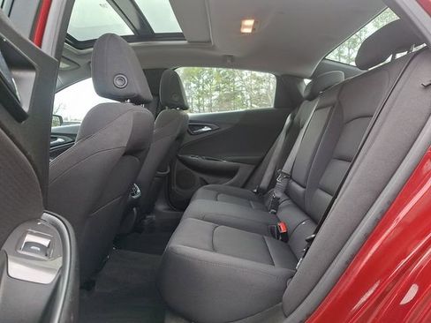 Used 2024 Chevrolet Malibu LT image 12
