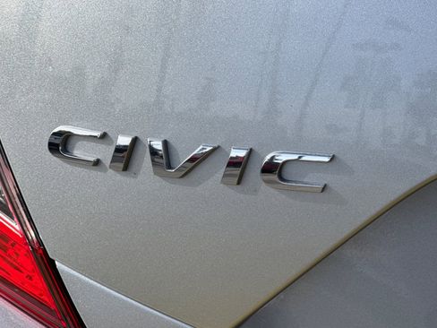 Used 2018 Honda Civic EX-T image 26