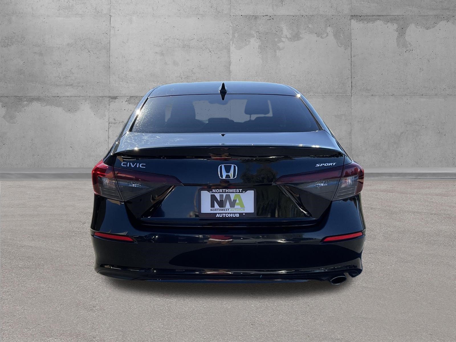 Used 2025 Honda Civic Sport image 4