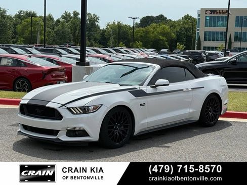 Used 2017 Ford Mustang GT Premium w/ Equipment Group 401A RWD image 11
