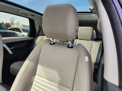 Certified 2024 Land Rover Discovery Sport S image 11