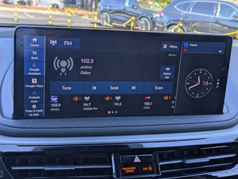 Certified 2025 Acura MDX FWD image 12